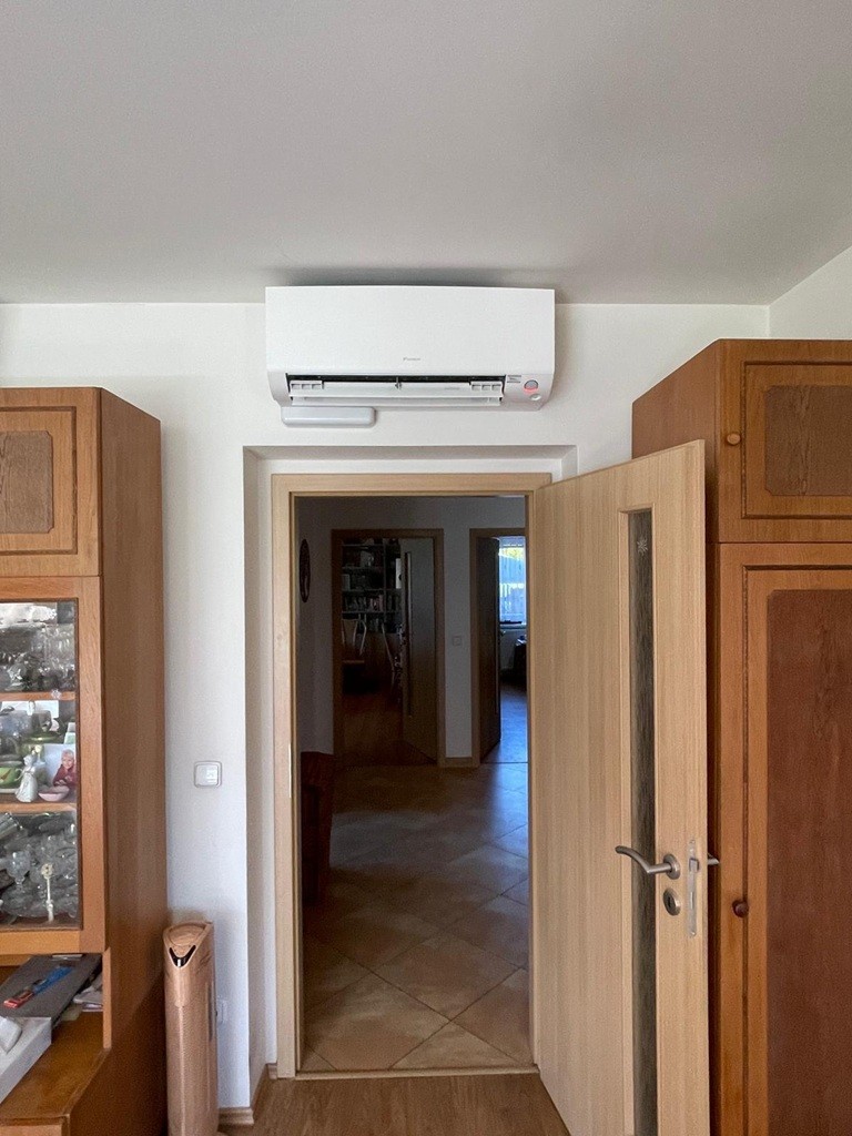 Instalace klimatizace Daikin PERFERA a COMFORA - Hradec Kálové
